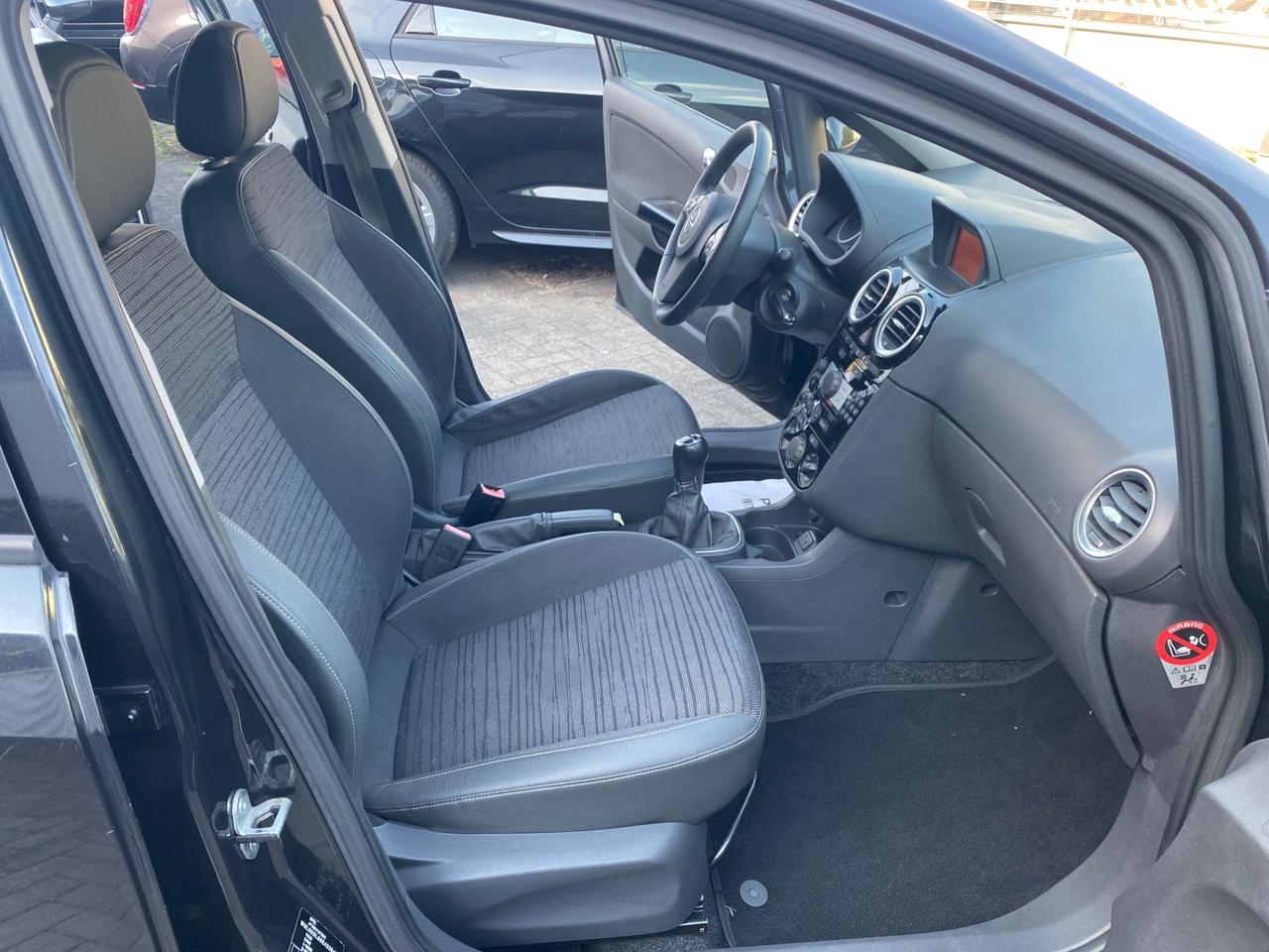 Opel Corsa 1.2 85CV 5 porte GPL-TECH Edition