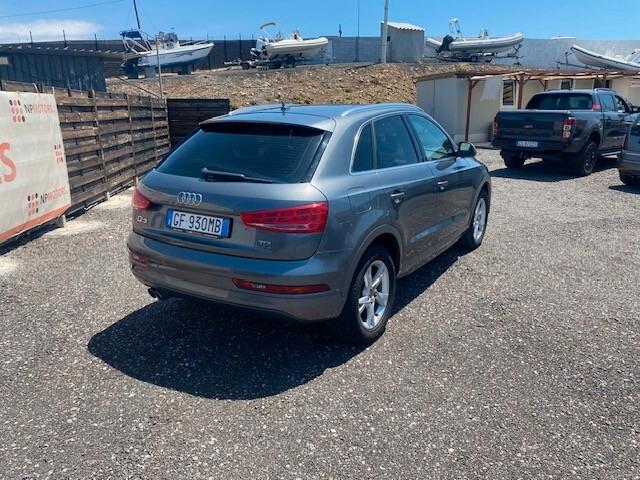 Audi Q3 2.0 TDI 150 CV quattro Sport