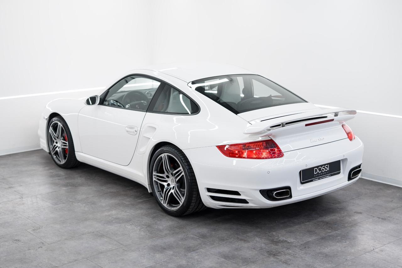 Porsche 911 Turbo Coupé MANUALE