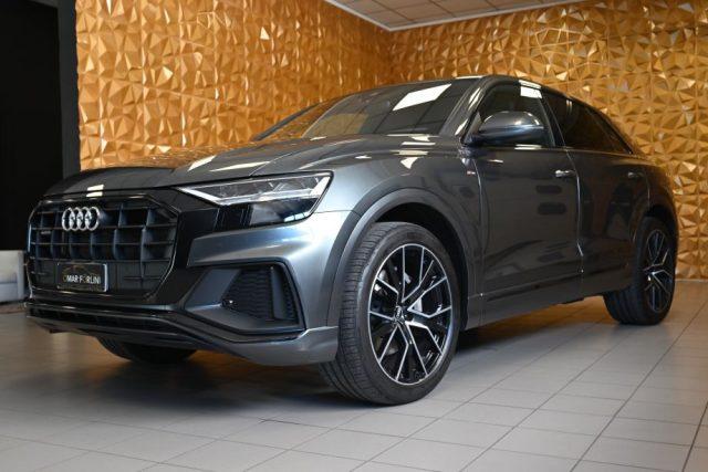 AUDI Q8 50TDI Q.TIP.286CV 2xS-LINE TET.22"SOSP.SED.RIS.CAM