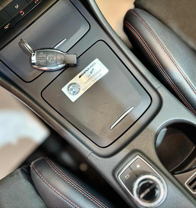 MERCEDES-BENZ CLA 200 d 4Matic Automatic Premium * TAGLIANDI MERCEDES *