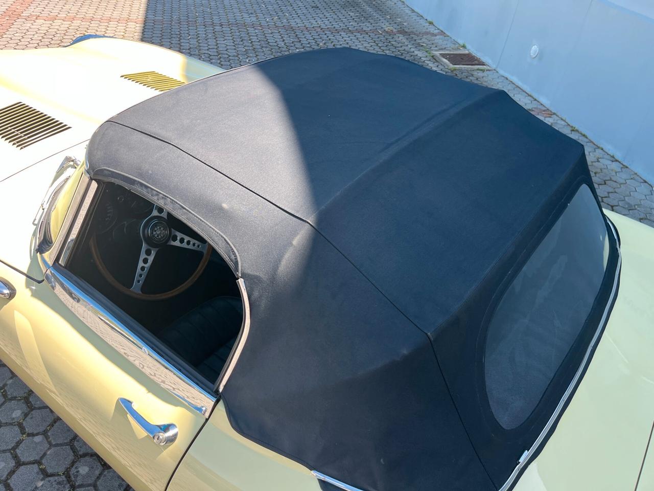 Jaguar E-Type 4.2 seconda serie OTS