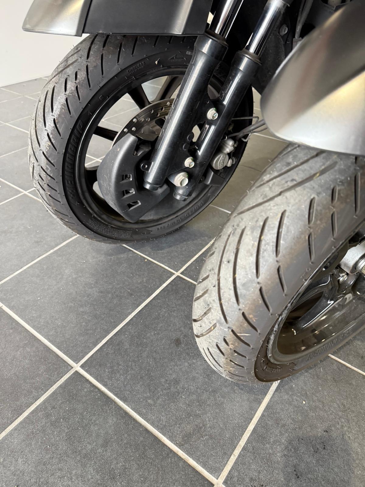 YAMAHA TRICITY 300 -CONTO VENDITA