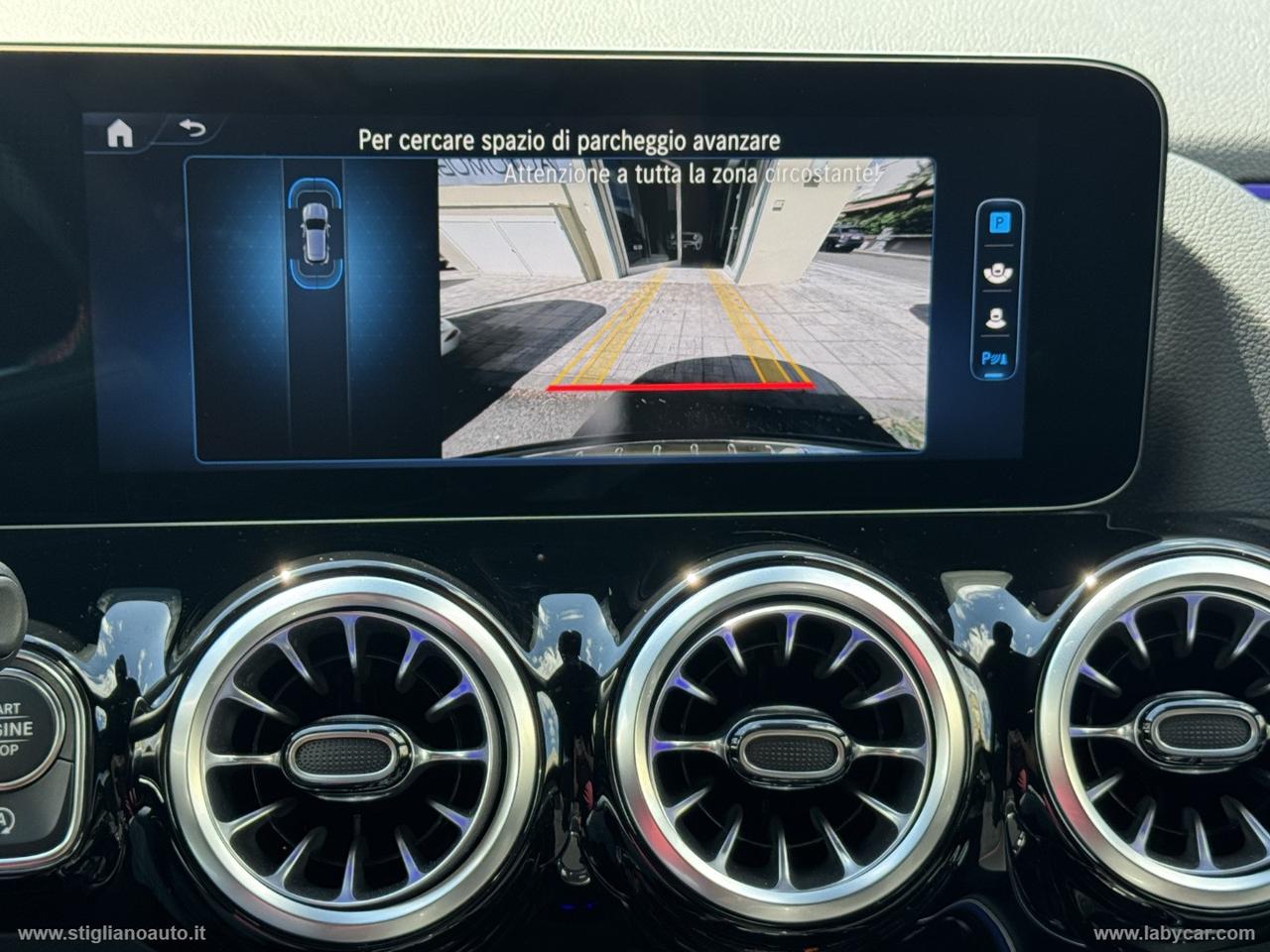 MERCEDES-BENZ GLA 180 d Automatic AMG Line Adv.Plus
