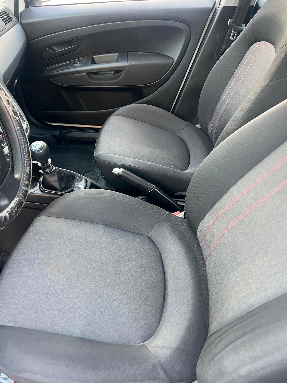 Fiat Punto 1.4 8V 5 porte Easypower Virgin Radio