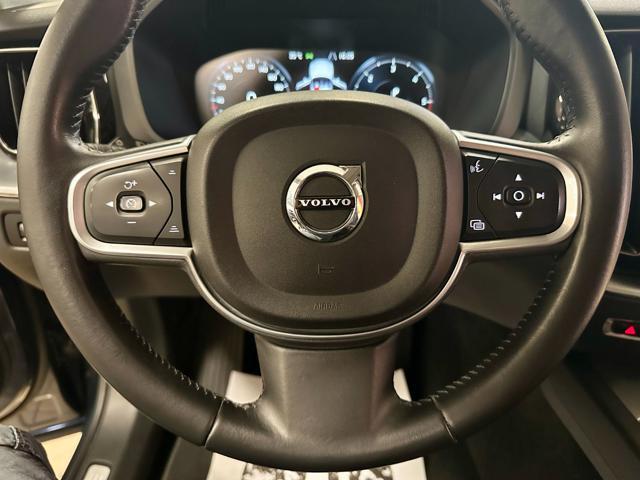 VOLVO XC60 D4 AWD UNIPRO PELLE NAVI FULL LED