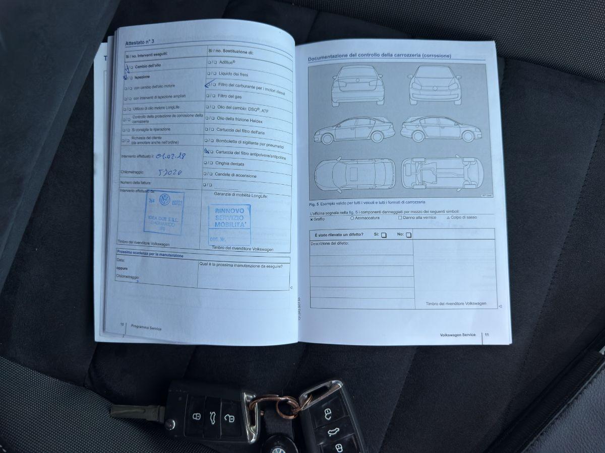 VOLKSWAGEN - Golf - 1.6 TDI 105cv 5p. Highline BlueMotion Technology