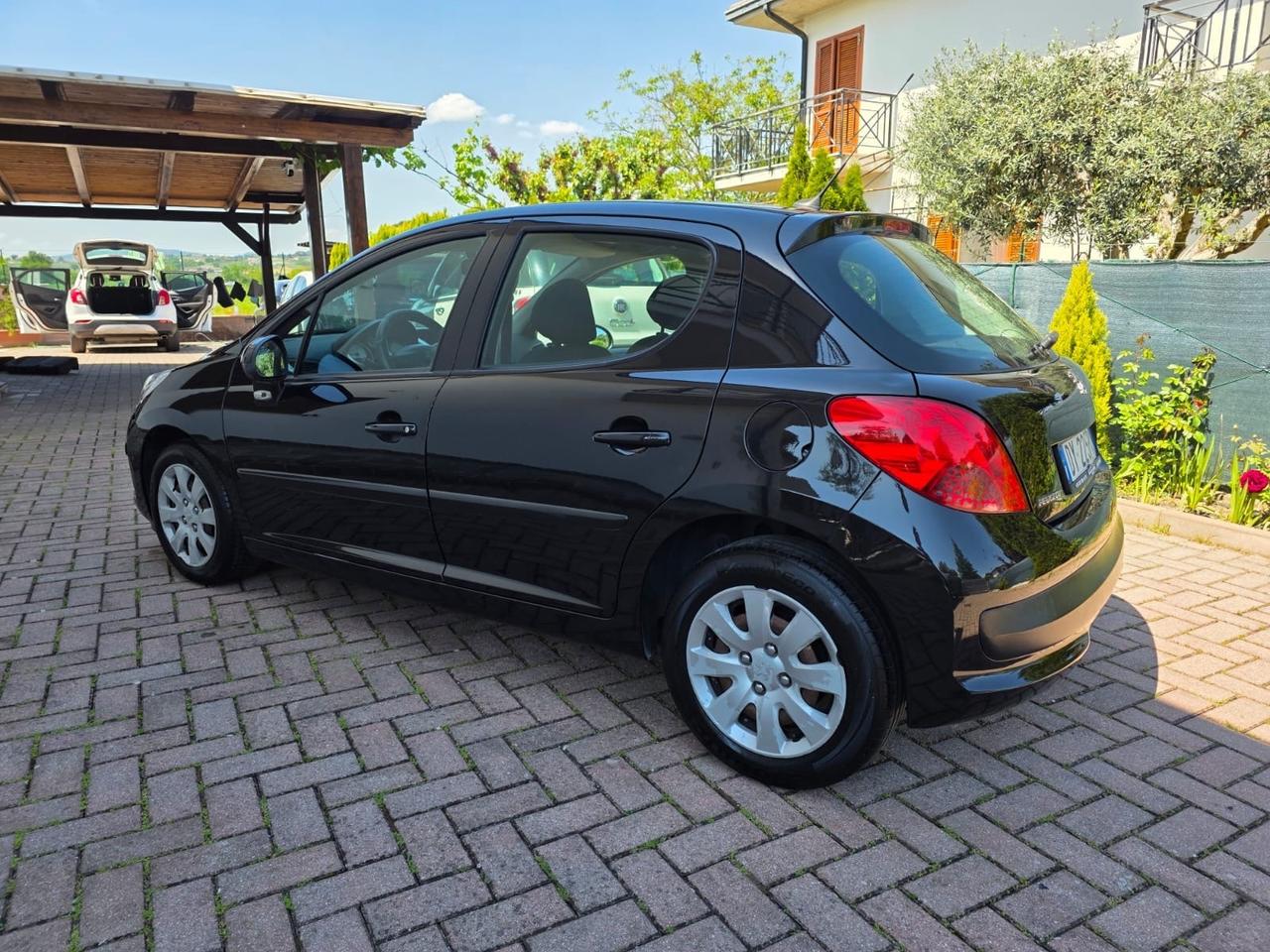 Peugeot 207 1.4 HDi 70CV 5p. X Line