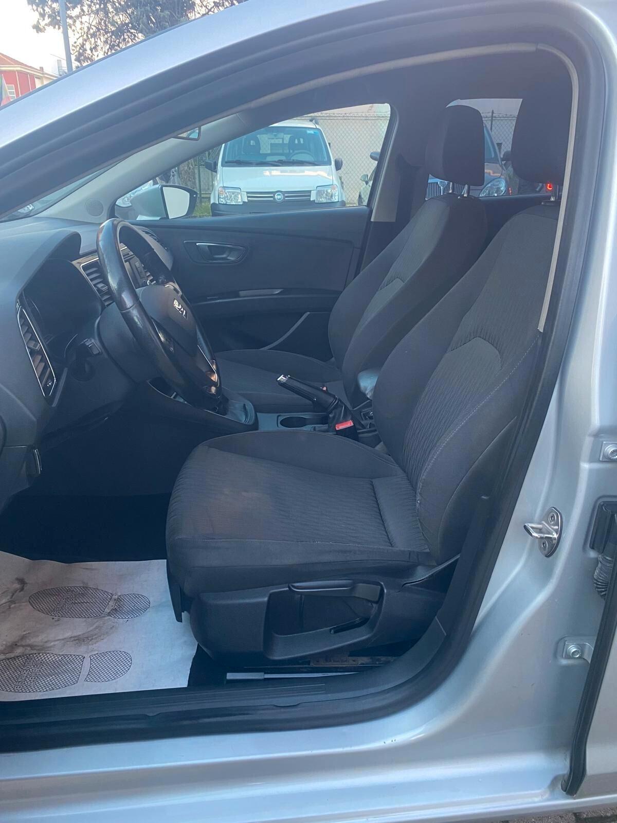 Seat Leon 1.6 TDI 105 CV ST Business NAVI