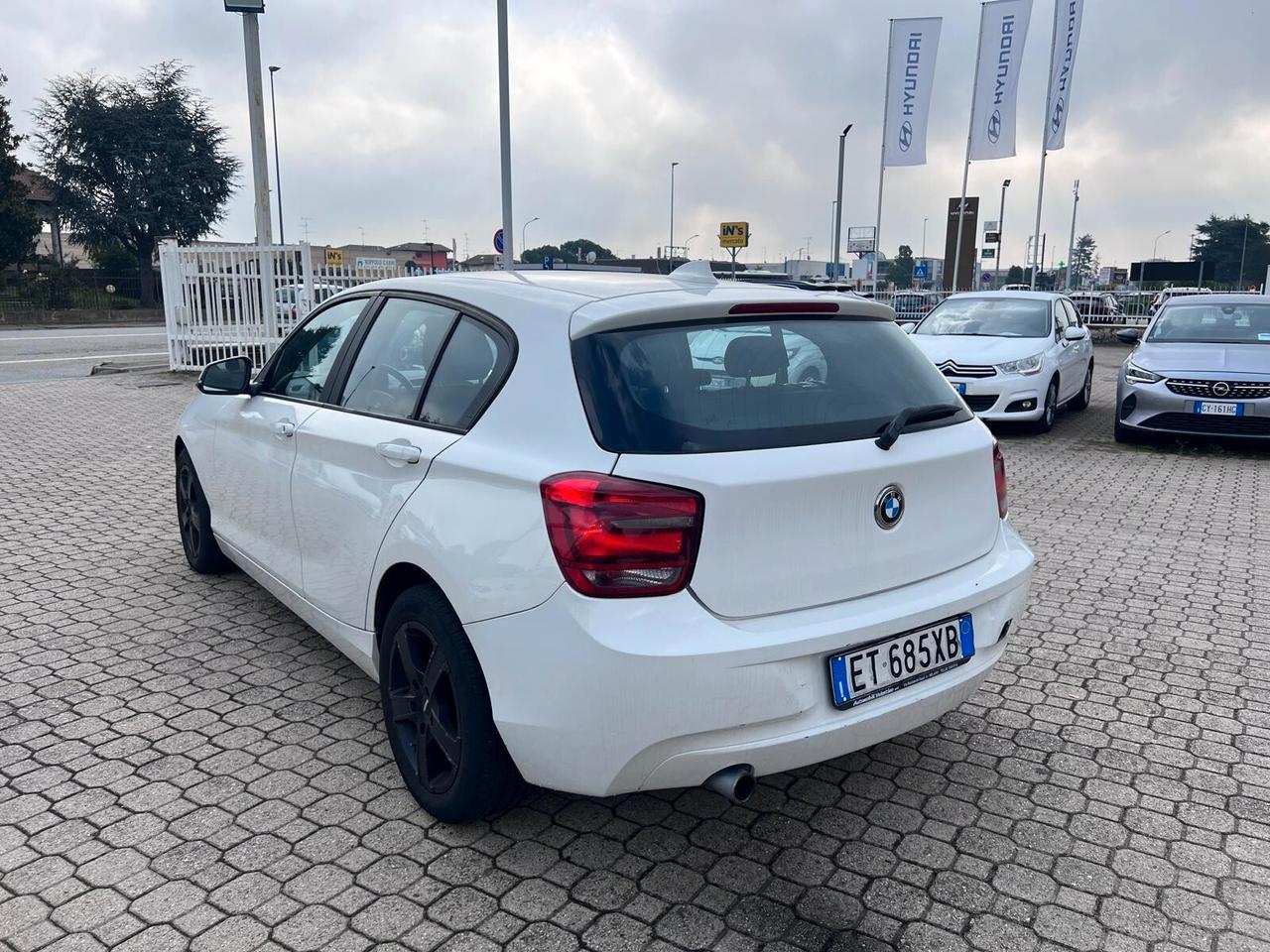 Bmw 114 114d 5p. Unique