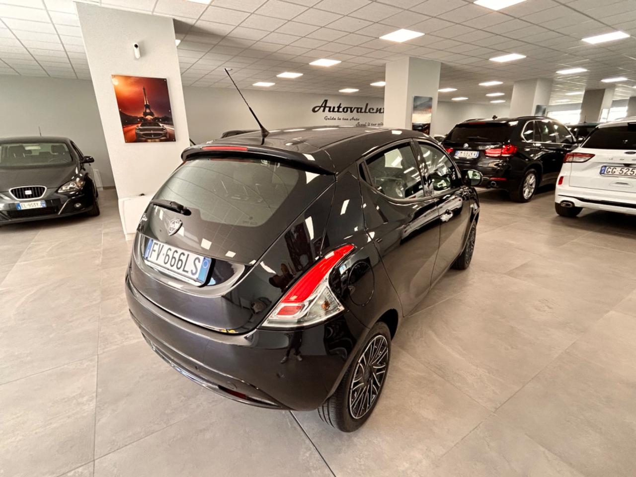 Lancia Ypsilon 1.2 benzina 69cv 2019 km 38000