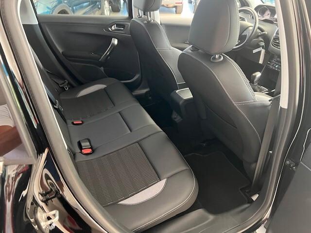 PEUGEOT 2008 1.2 BENZINA ALLURE PARI AL NUOVO UNICO PROPRIETARIO TAGLIANDI PEUGEOT