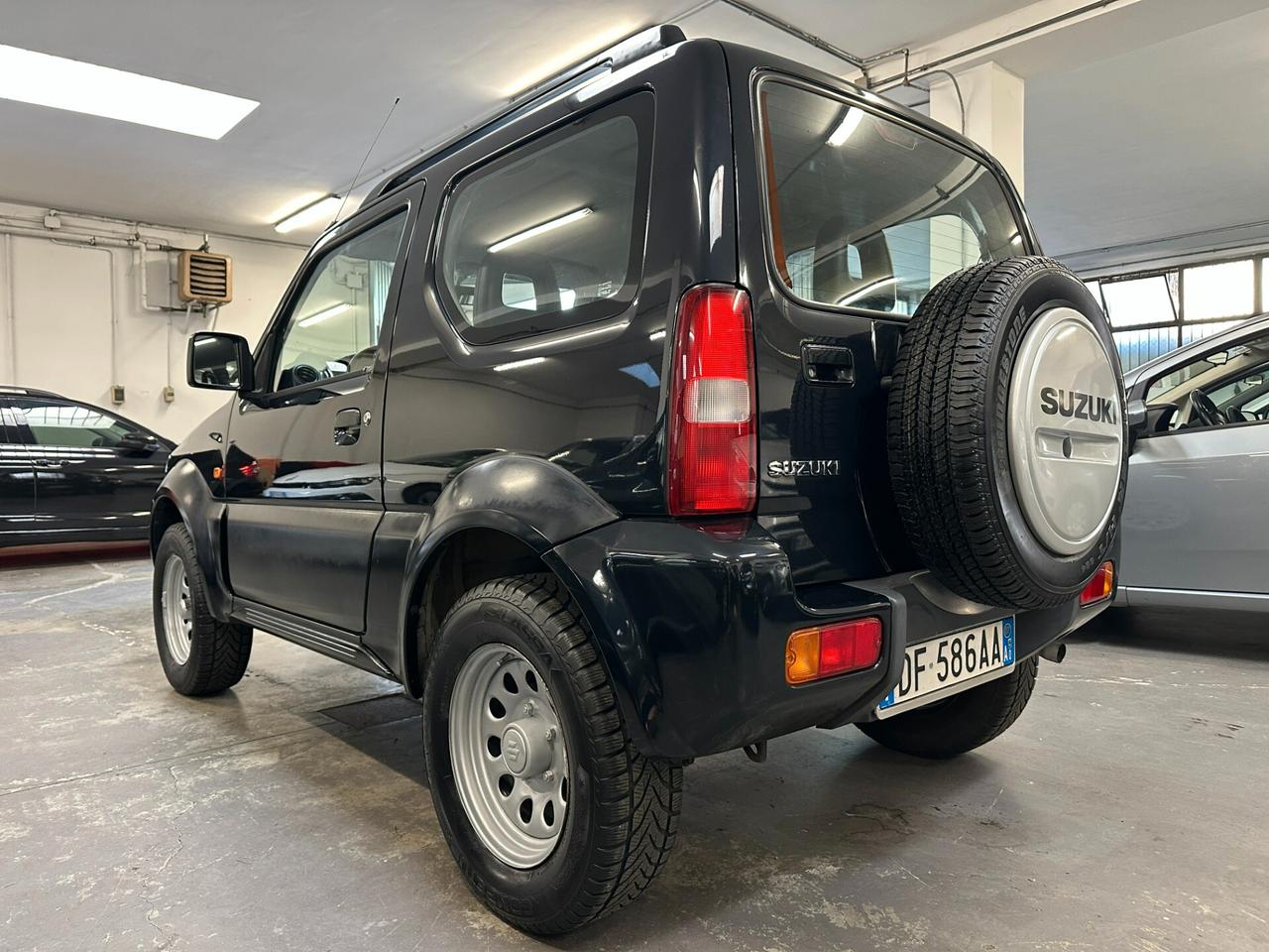 Suzuki Jimny 1.3i 16V cat 4WD JLX