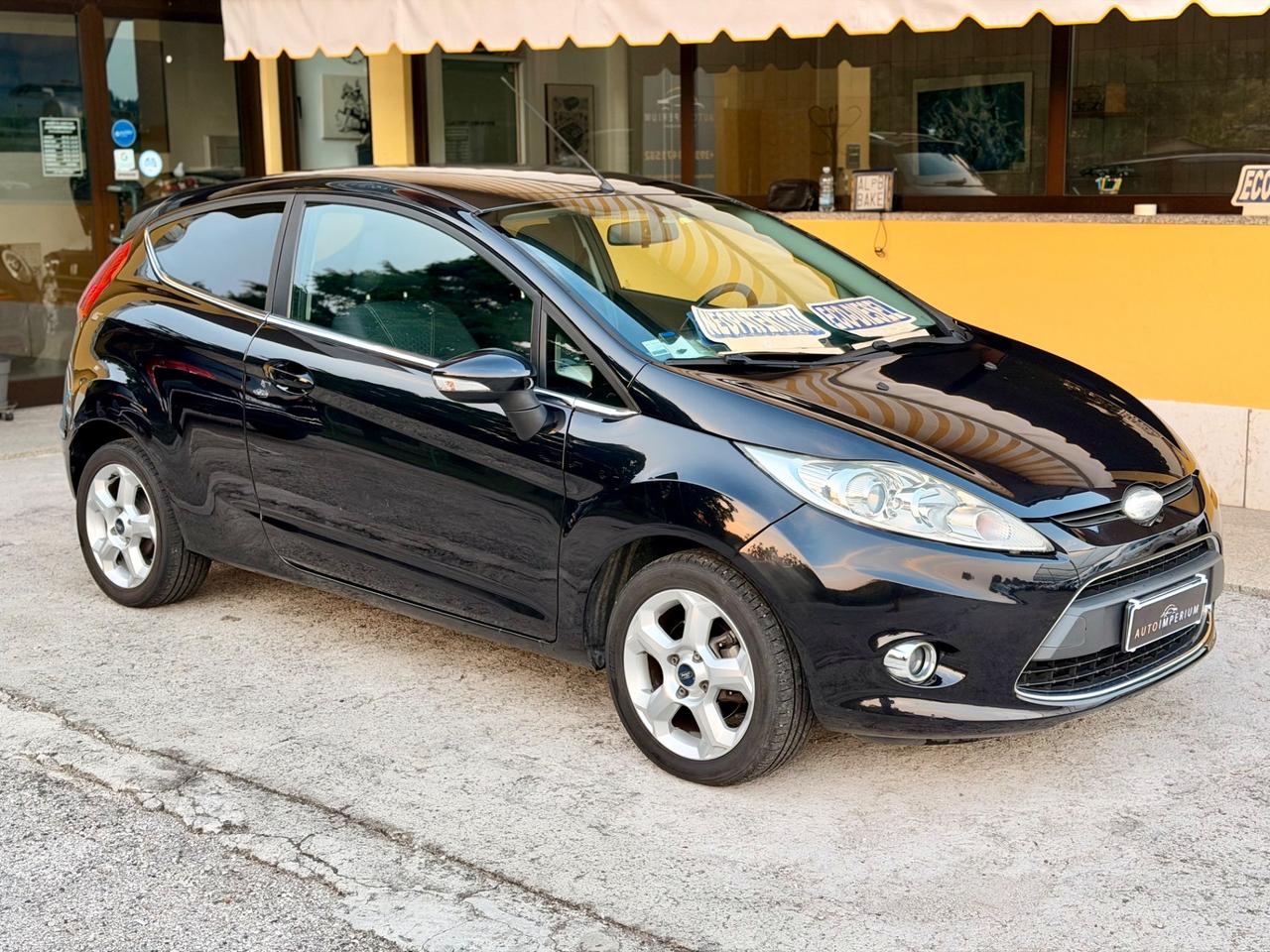 Ford Fiesta 1.4tdci 50kw Titanium OK NEOPATENTATI