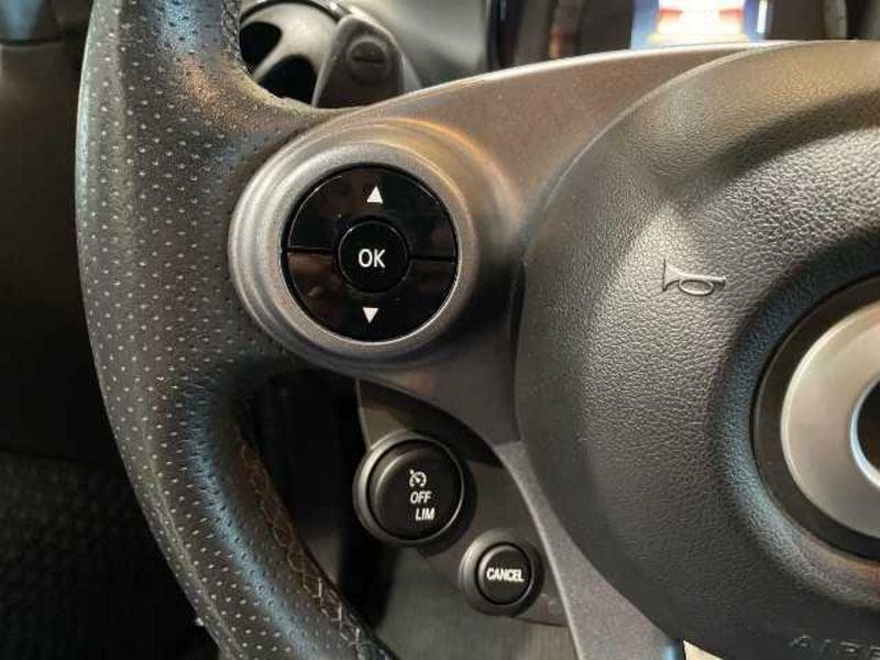 smart fortwo III 2015 1.0 Superpassion 71cv twinamic