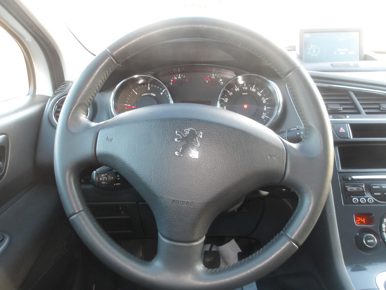 PEUGEOT 5008 1.6 DIESEL-GARANZIA FULL