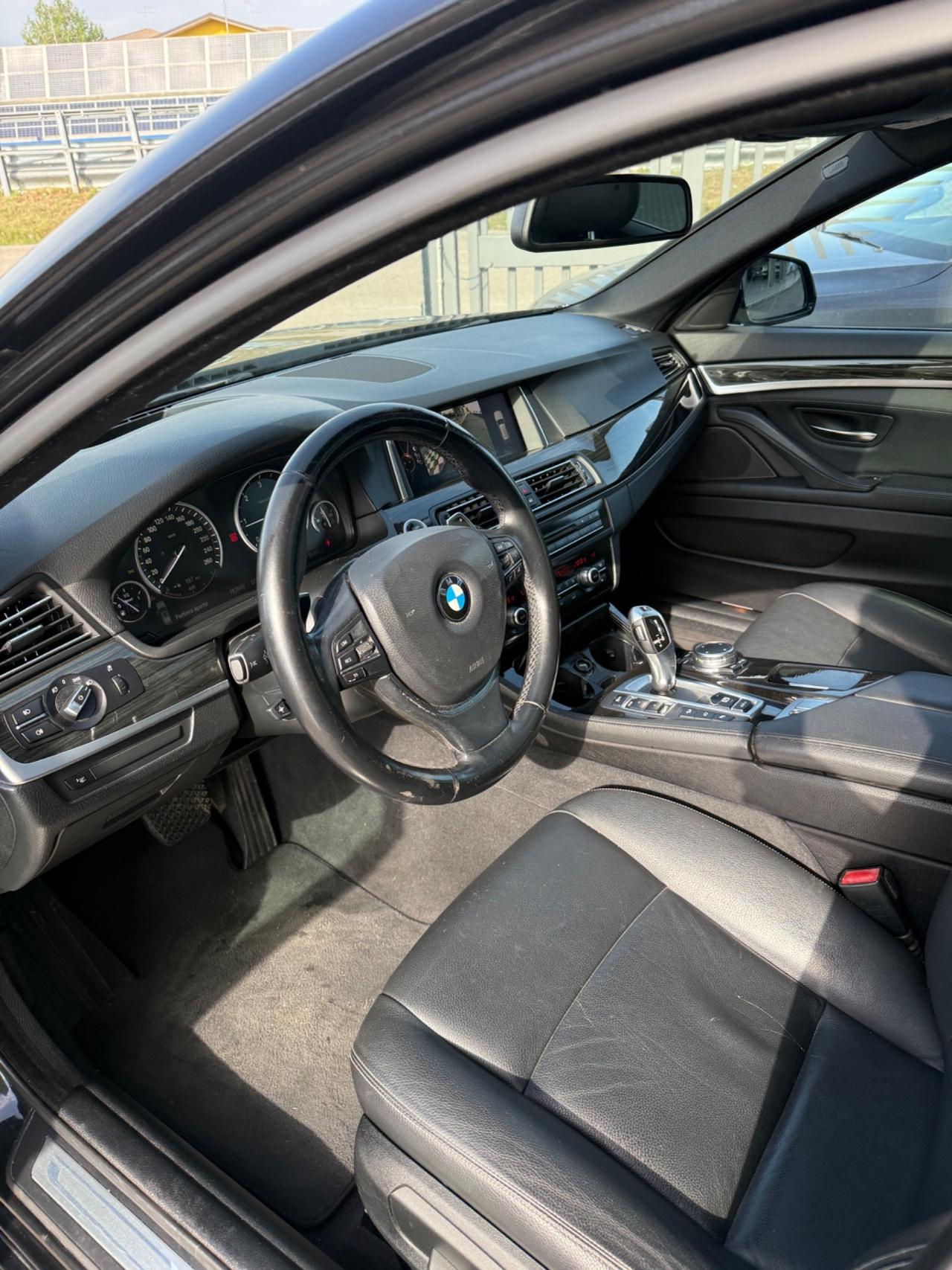 Bmw 520 520d xDrive Luxury