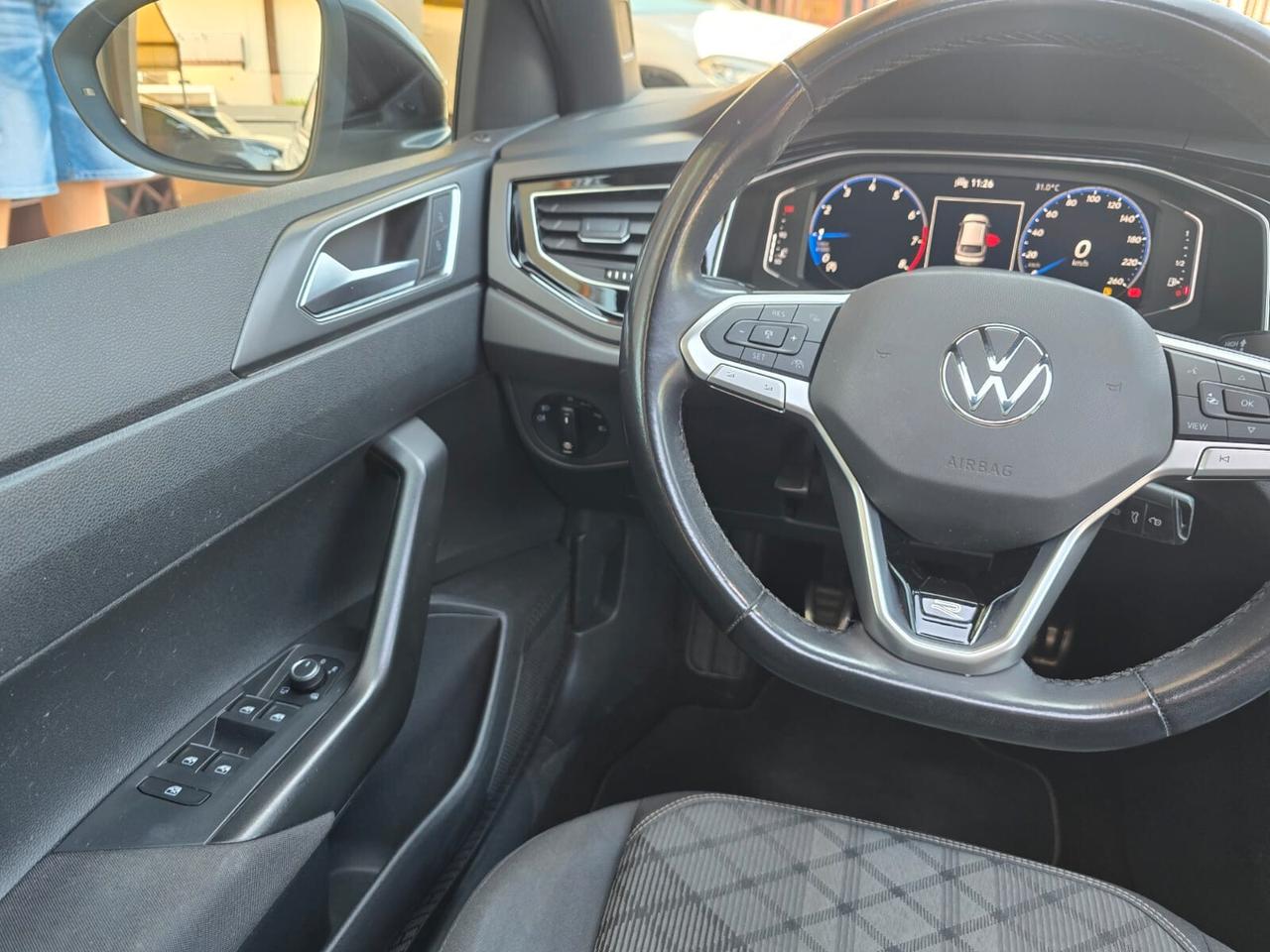 Volkswagen Taigo 1.0 TSI 110 CV R-Line