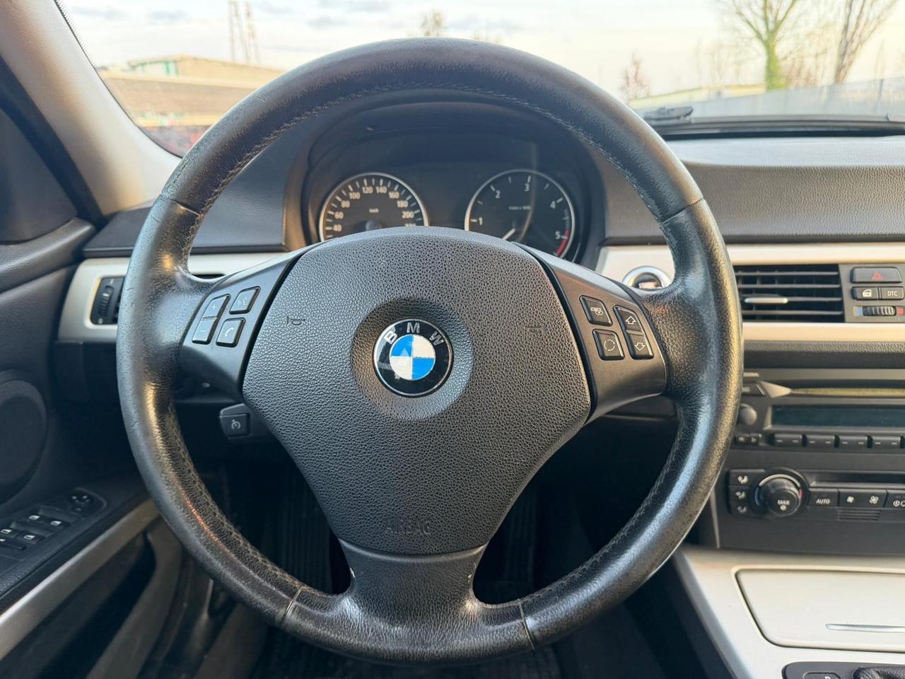 Bmw 320 D. Touring Cambio automatico