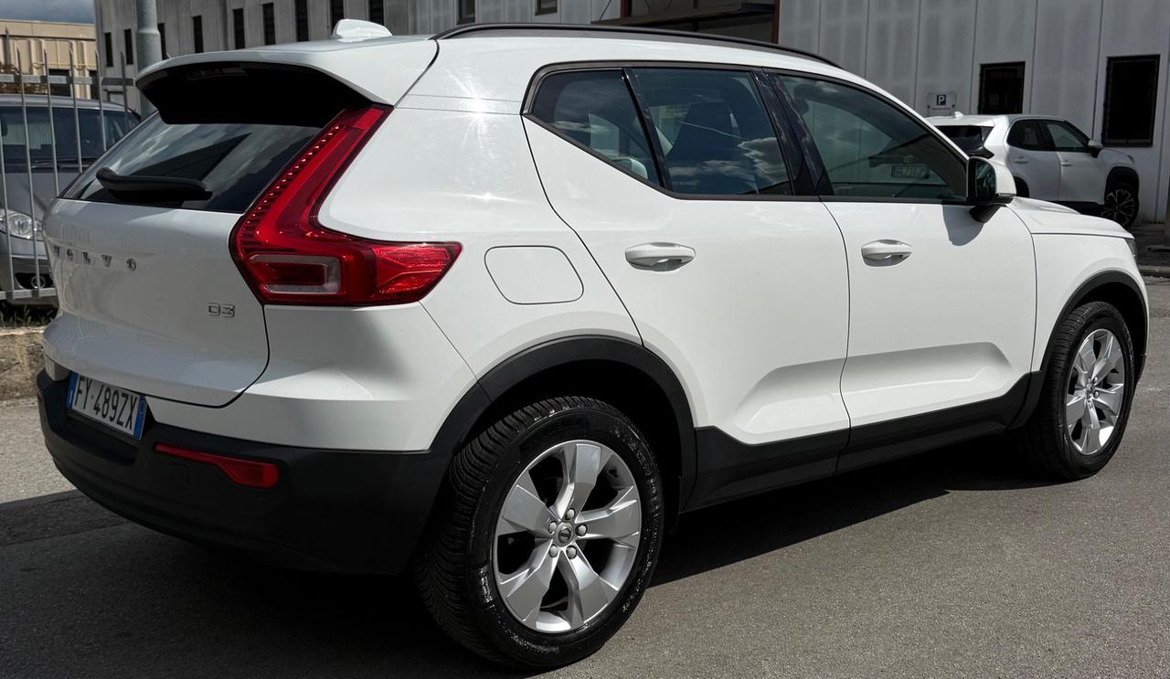 Volvo XC40 2.0 DIESEL 150cv