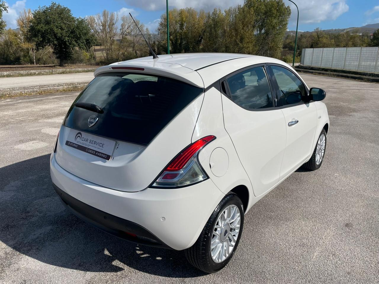 Lancia Ypsilon 1.2 benzina 69 CV Gold