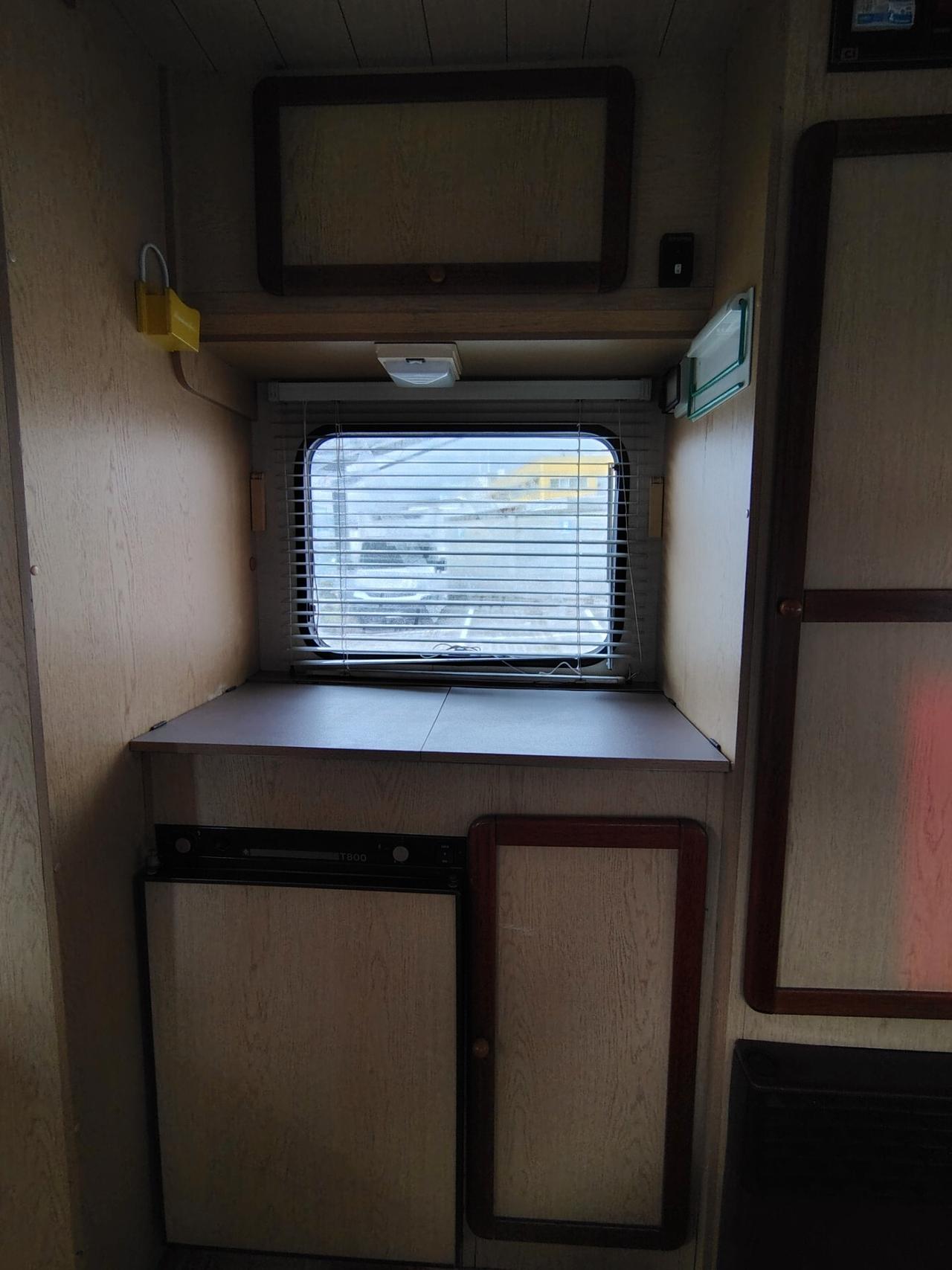 Ford tranist 2.gasolio Camper km 36.000