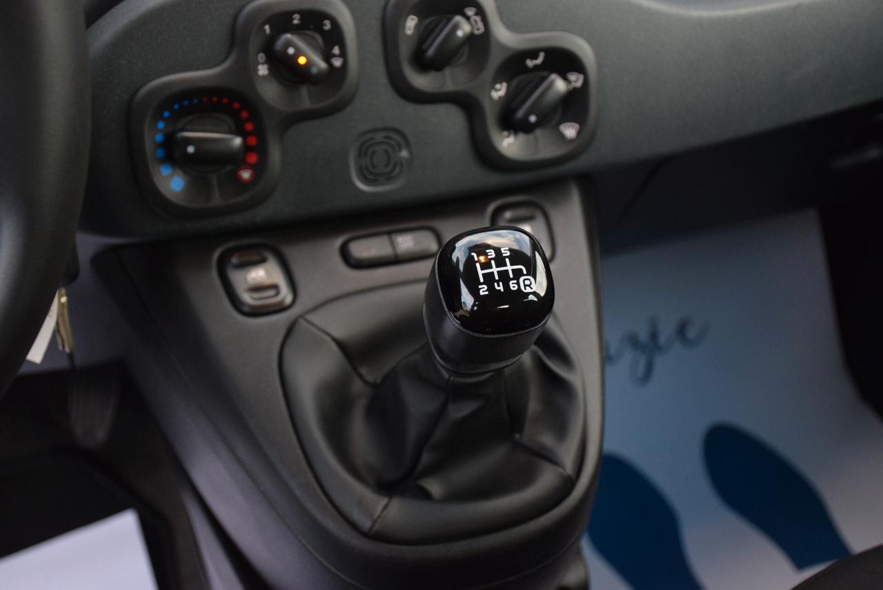 Fiat Panda 1.0 FireFly Hybrid CLIMA BT OK NEOPATENTATI IVA DETR.