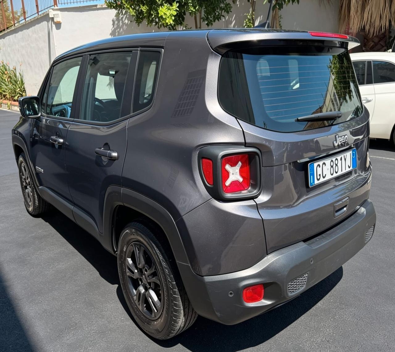 Jeep Renegade 1.6 Mjt 120 CV Longitude