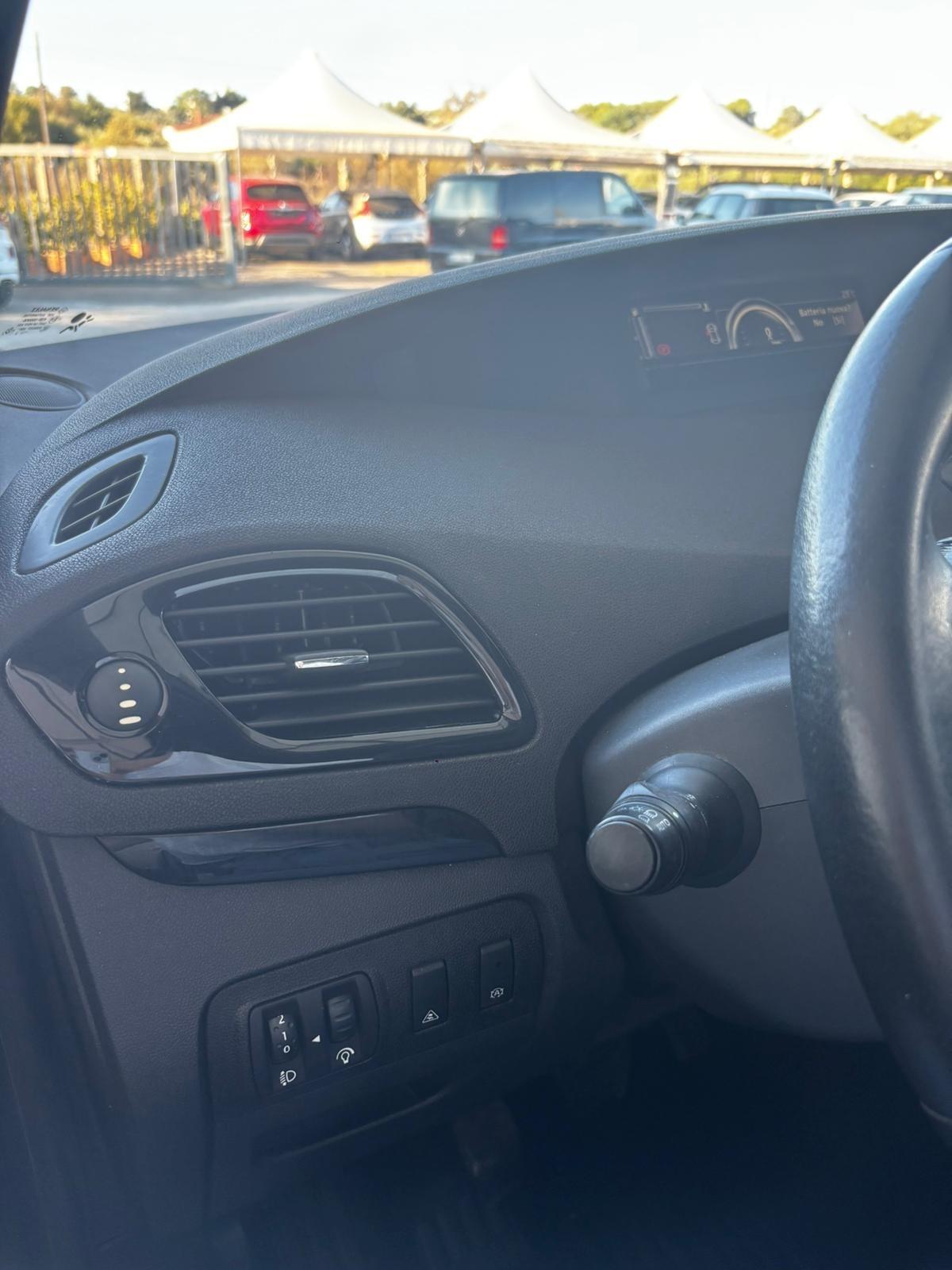 Renault Scénic XMod 1.5 dCi 110CV Start&Stop