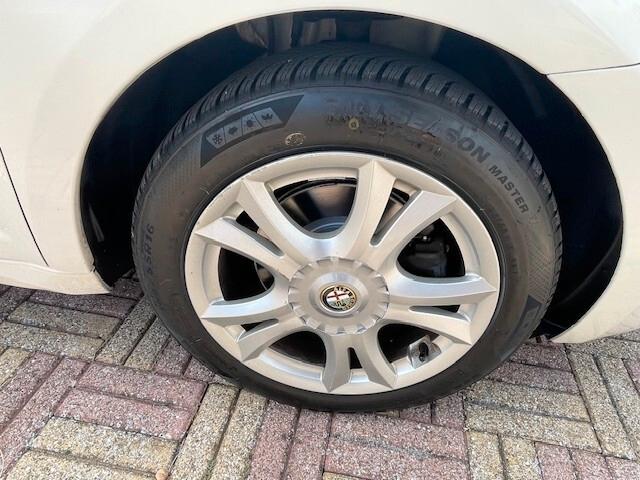 Alfa Romeo MiTo 1.3 JTDm-2 95 CV S&S Distinctive