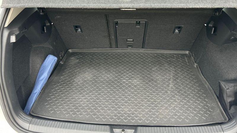 Volkswagen Golf 1.5 TGI 130cv Style DSG