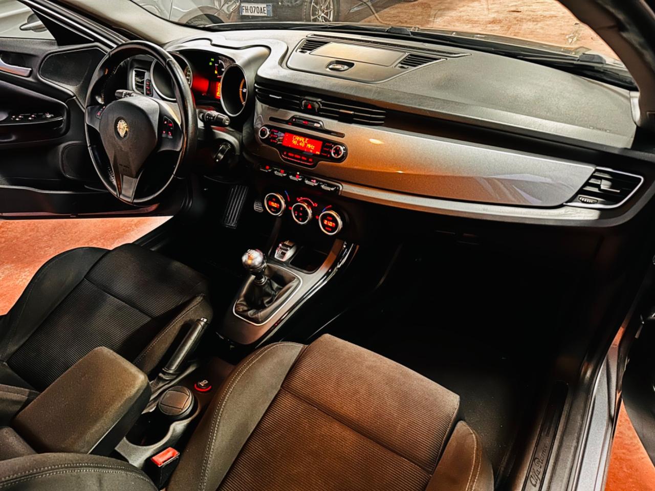 Alfa Romeo Giulietta 1.6 JTDm-2 105 CV Exclusive