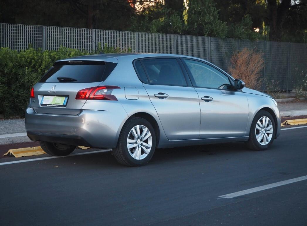 Peugeot 308 BlueHDi 130 S&S EAT8 Business