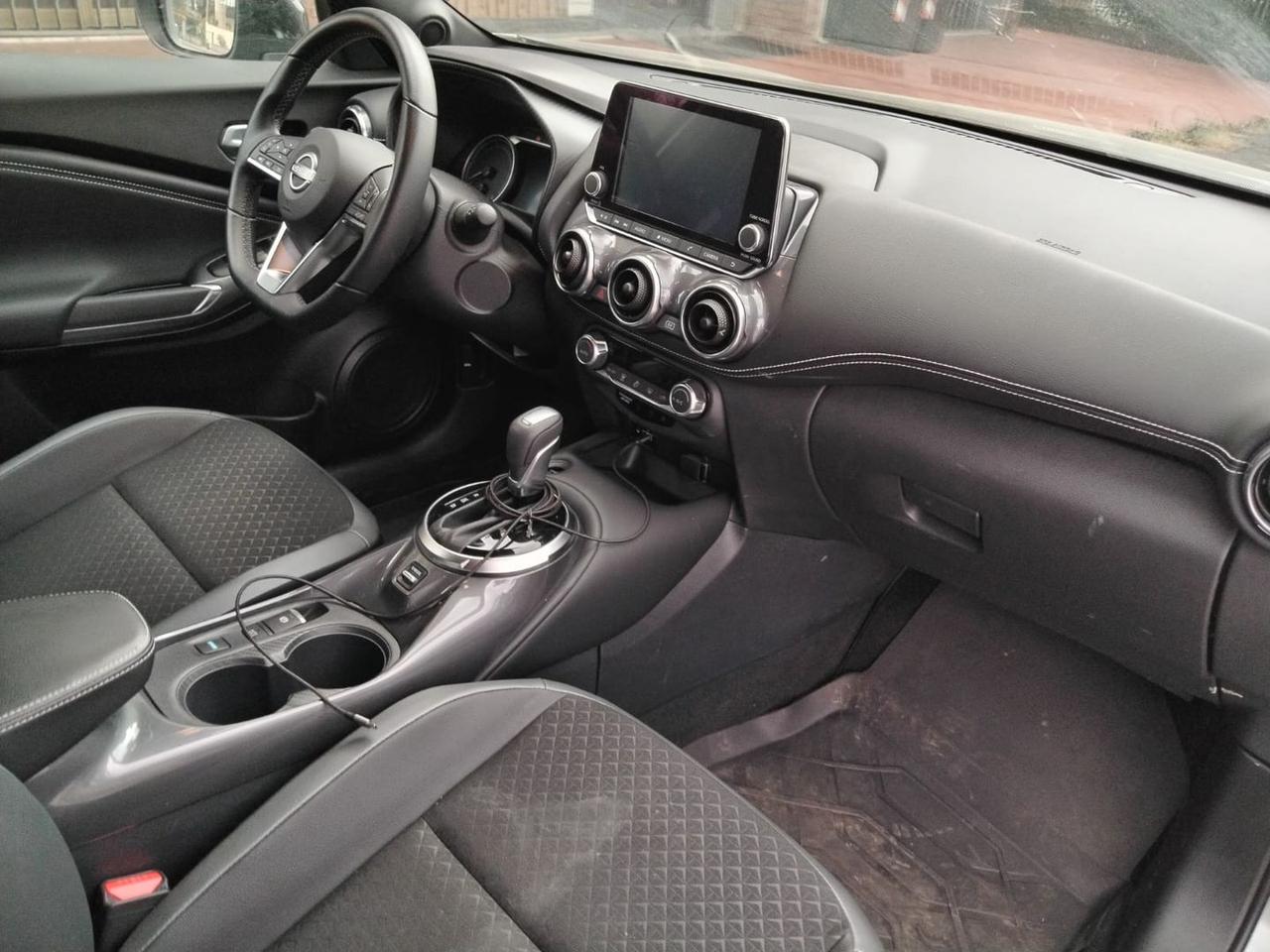 Nissan Juke N-Connecta 1.6 HEV  #5742