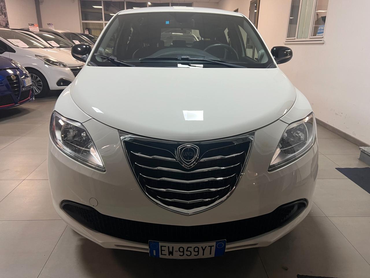 Lancia Ypsilon 1.2 69 CV 5 porte GPL Ecochic Gold