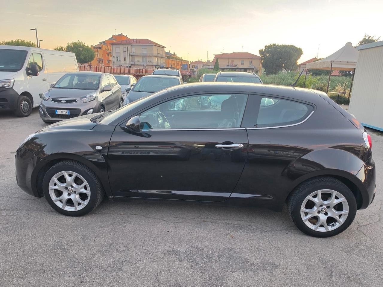 Alfa Romeo MiTo 1.4 T 155 CV Distinctive Sport Pack