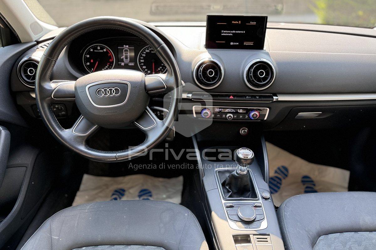 AUDI A3 1.2 TFSI 110 CV Business