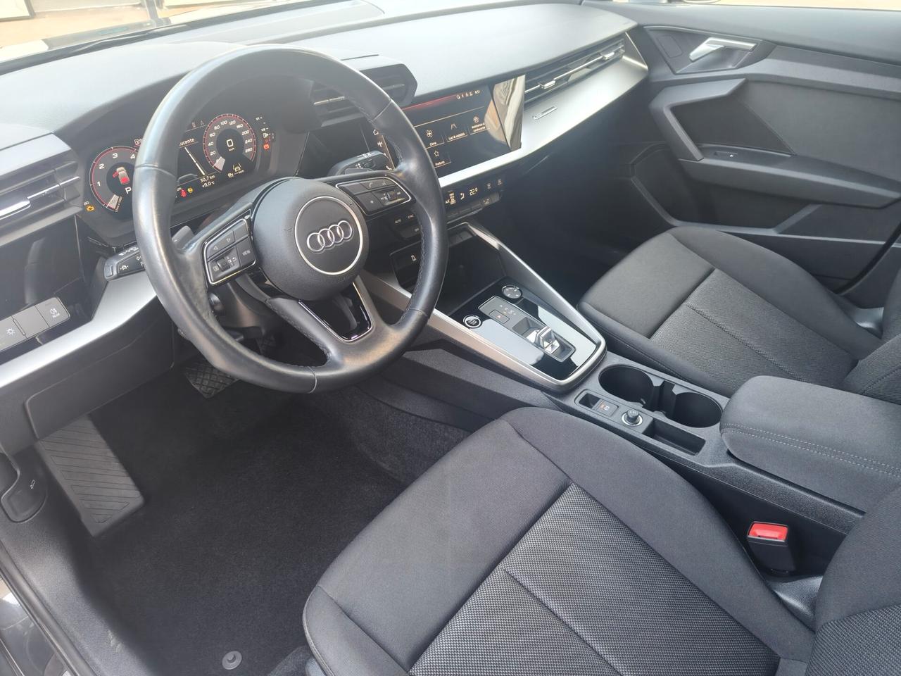 Audi A3 Sedan 35 TDI S tronic Business Advanced
