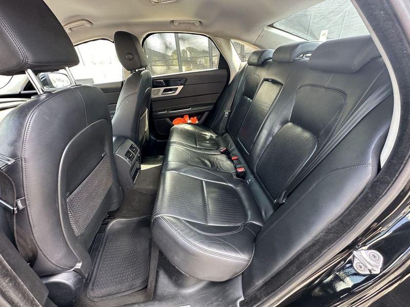 Jaguar XF 2.0D 132KW PORTFOLIO AUTO