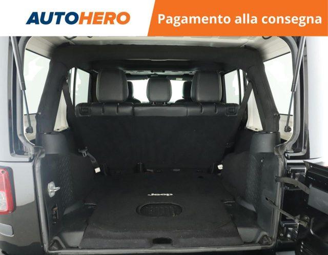 JEEP Wrangler Unlimited 2.8 CRD DPF Sahara Auto