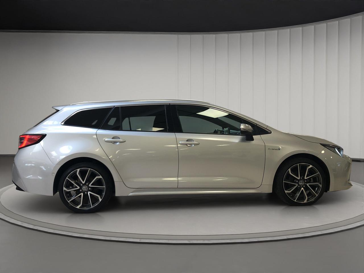 Toyota Corolla Touring Sports 2.0h Lounge cvt