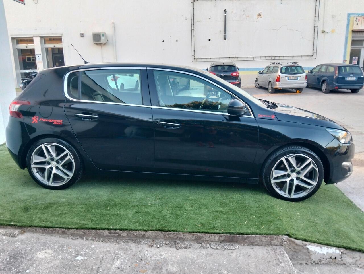 Peugeot 308 BlueHDi 150 S&S Allure