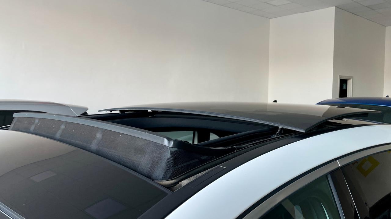 MERCEDES-BENZ CLASSE B 180D PREMIUM 116 CV - PELLE, FULL LED, NEOPATENTATI
