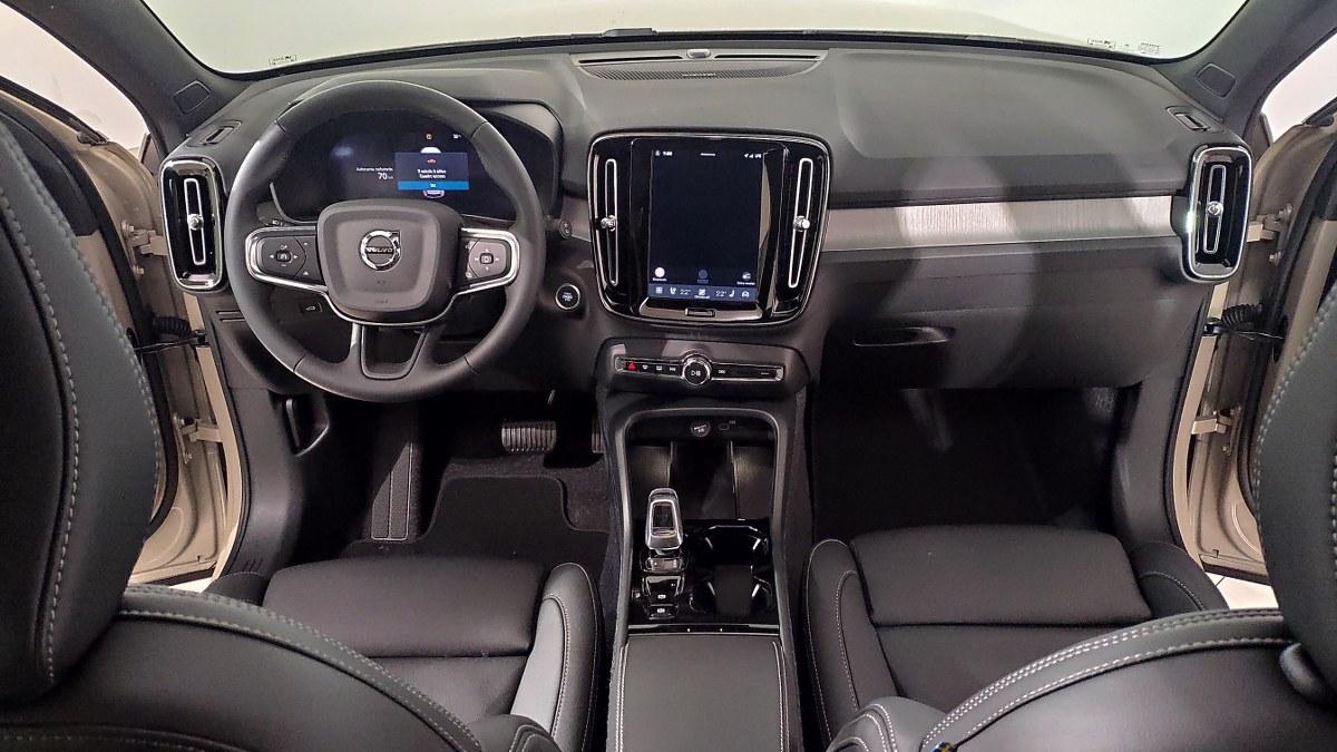 VOLVO Xc40 B3 Mild Hybrid Automatico Ultra Dark