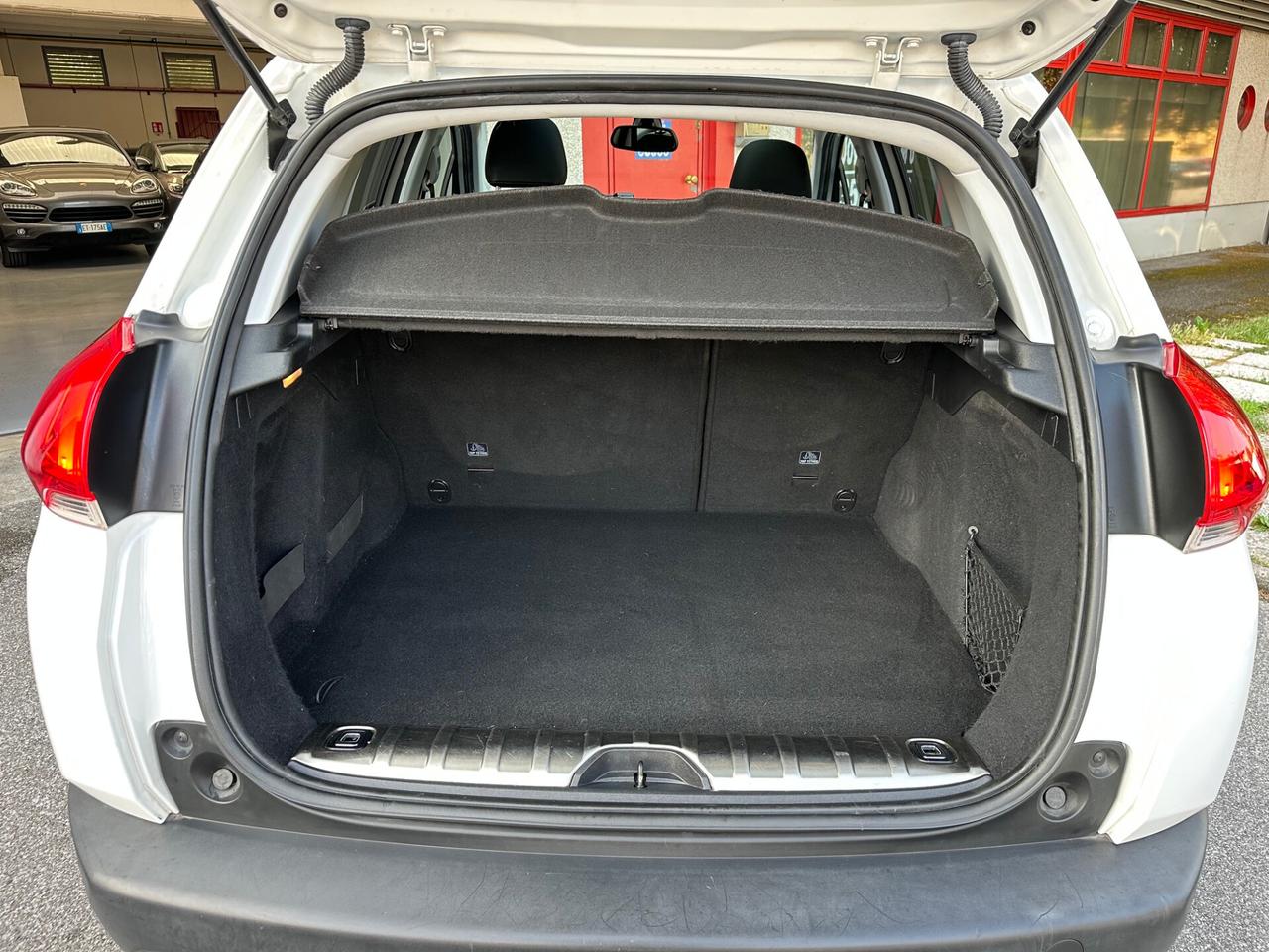 Peugeot 2008 1.2 puretech 12v Allure 82cv E6 UNIPROPR. OK NEOPATENTATI TETTO PANORAMICO