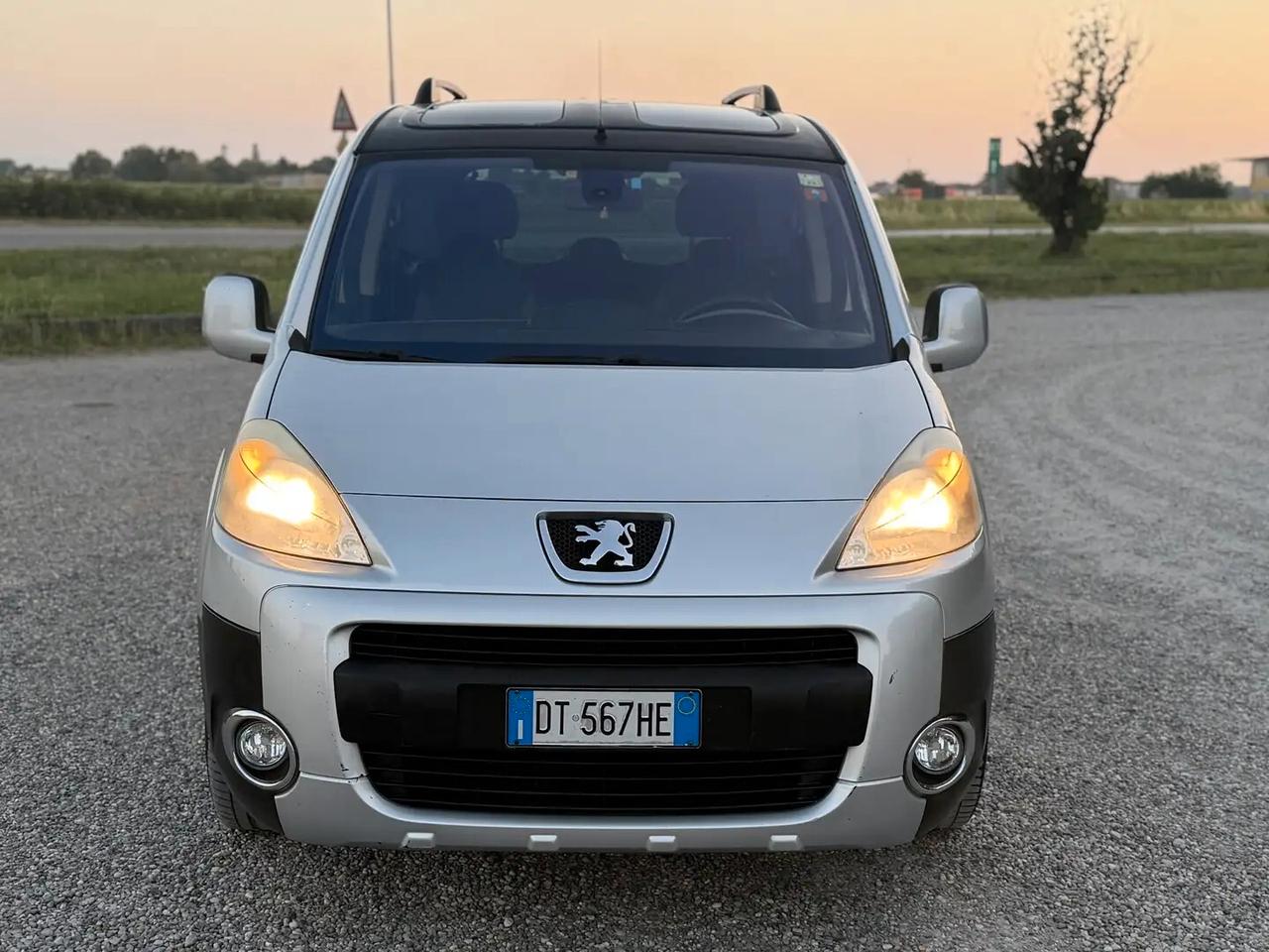 Peugeot Partner Tepee 1.6 HDi 110CV Outdoor