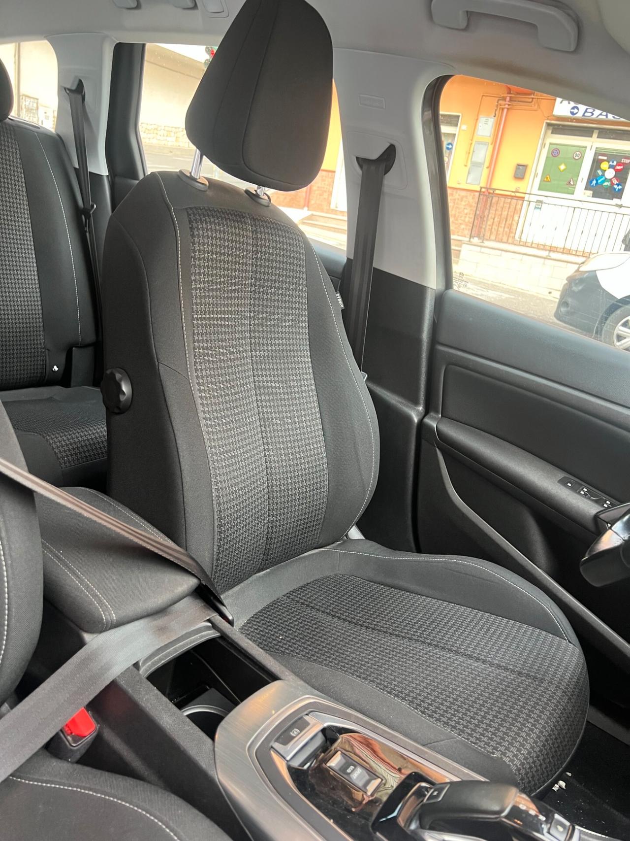 Peugeot 308 BlueHDi 130 S&S EAT8 SW Active