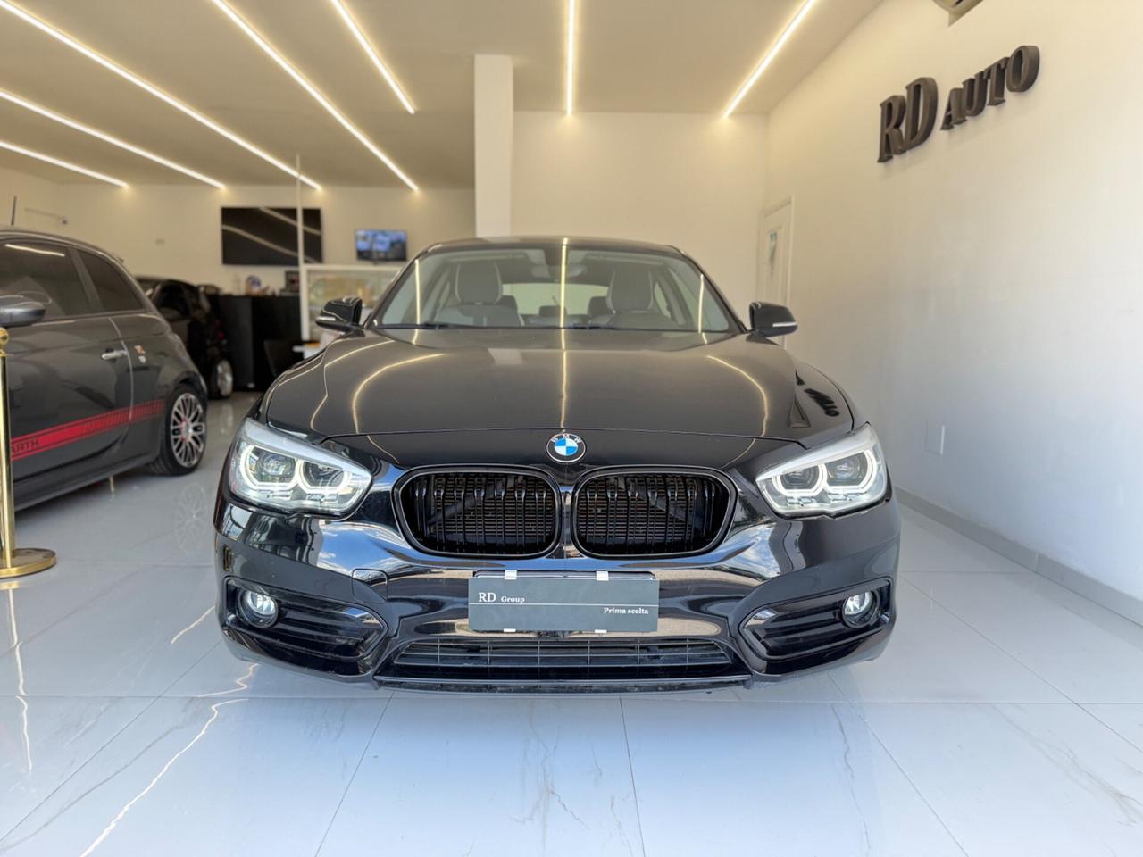 Bmw 116d Sport 3p Automatico Black Edition