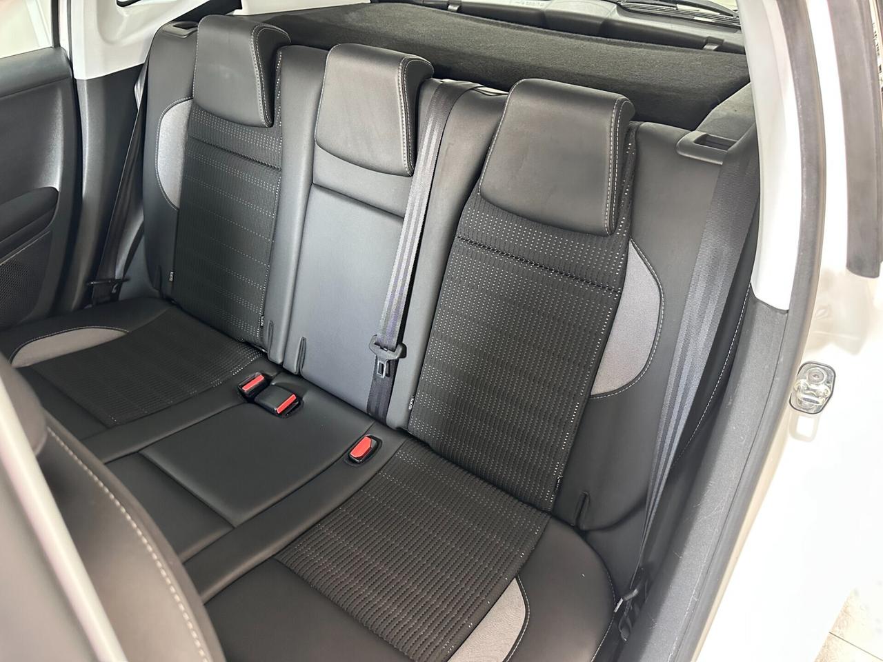 Peugeot 2008 BlueHDi 100cv Allure – PERFETTA