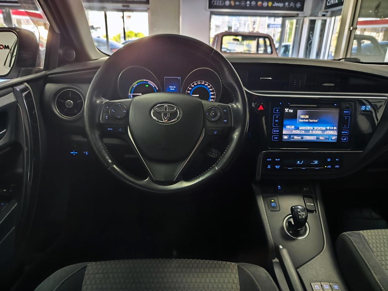 Toyota Auris 1.8 90cv Hybrid Lounge Automatica